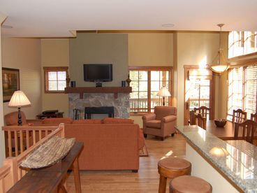 Tamarack Resort 2 bedroom 3 bath home-sleeps 6