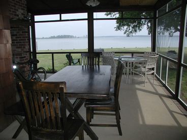 screened in porch