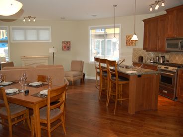 Living room / Kitchen