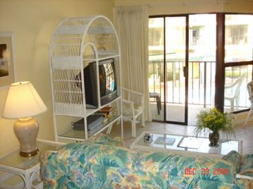 Newly redecorated Living Room, with 1st floor balcony