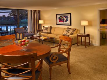 1-bedroom suite