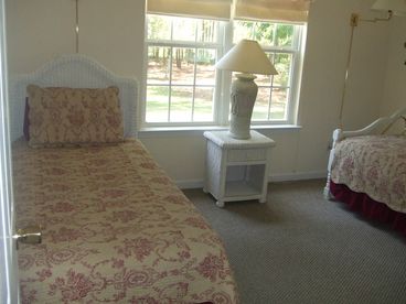 3rd bedroom with 2 twins and a trundle twin.