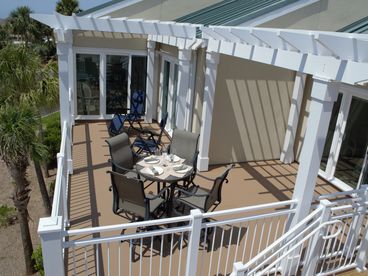 Our deck has over a 300 sf area which overlooks the ocean for your enjoyment.