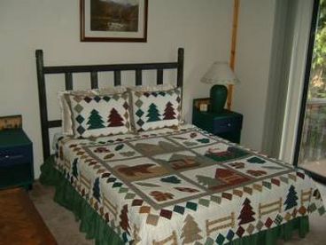 Master queen bed