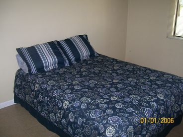 BDRM #2-QUEEN BED
