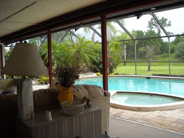 oudoor screened in pool