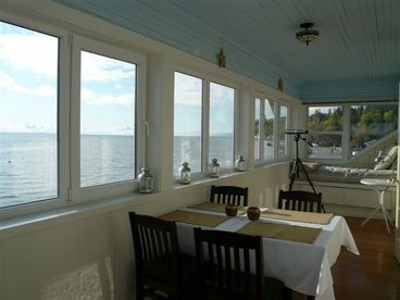 OceanFront dining and reading porch