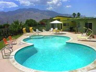 Palm Springs Classic Luxury Estate With Everything