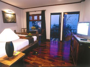 Sea Front Chalet Room