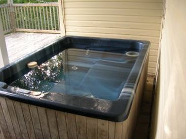 Hot tub