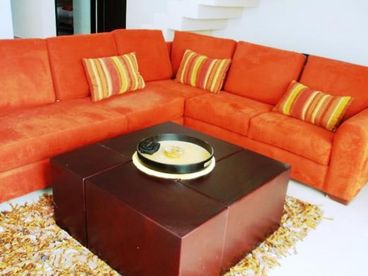 Tastefully furnished living room