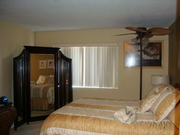 LASVEGAS/2BDRM CONDO3mi frStrip$150 per night-Already Booked until Dec 2013