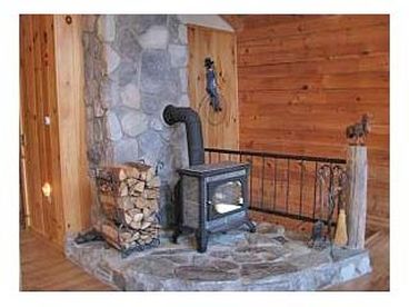 Whispering Brook Vacation Log Home