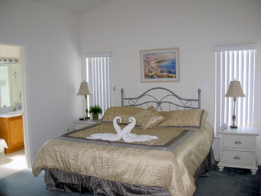 Twin Bedroom