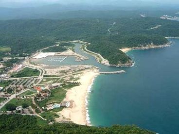 Huatulco is emerging as an eco-friendly, green environment with 42,000 acres of preserved forest and 9 bays & 36 beaches along the Pacific Coast, allowing visitors to enjoy a National Park system comprised of pristine beaches and ocean waters, unspoiled views, and mountains, jungles and rivers. 