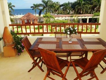 All rooms have direct views of the Pacific Ocean and Chahue beach or the Sierra Madre Mountains.