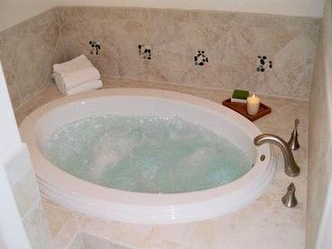 Jacuzzi tub