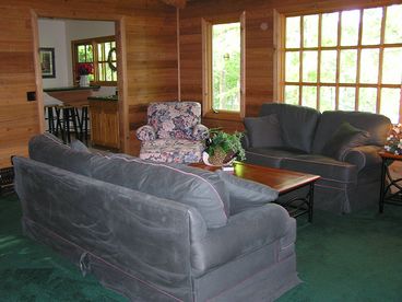 Family Room (different view)