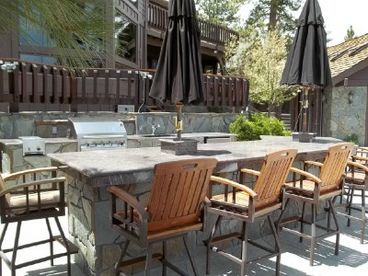 Outdoor Kitchen