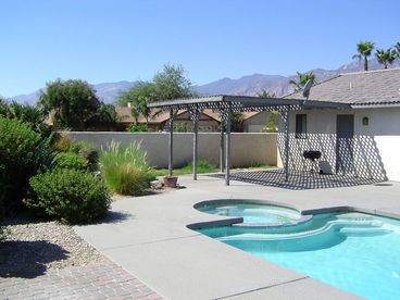 Pool & Spa