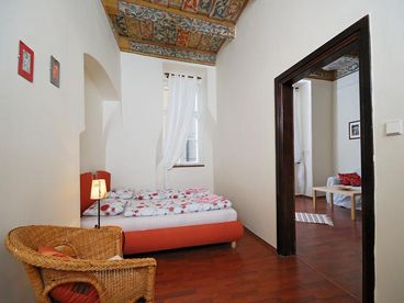 Bedroom with queen bed