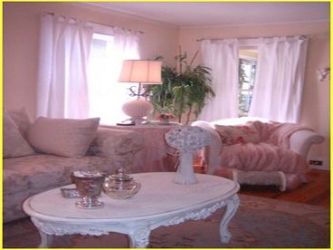 Cottage Chic Living Room