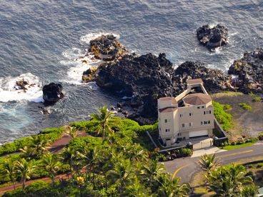 View Oceanfront Vacation Rental with