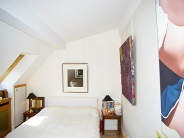 Bedroom with king size bed