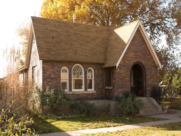Listing Main Photo