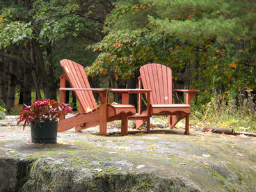 The Wandering Pines Lakeside Chalet