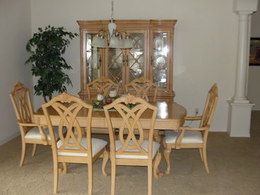 Elegant dining set