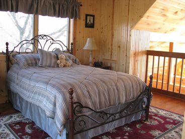 Master Suite/Loft - Cozy and comfortable