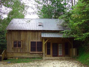 Sequoia Cottage sleeps 8+.