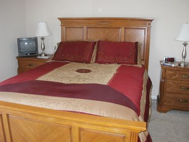 BRAND NEW DOUBLE BED AND COMPLETE SUITE
