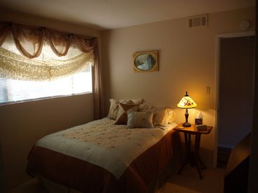 Guest bedroom comes with luxury linens on a queen size pillowtop mattress!