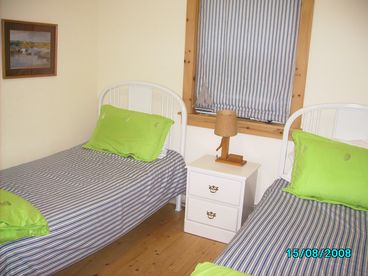 Bedroom Twin Beds