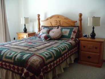 Master Bedroom with queen bed