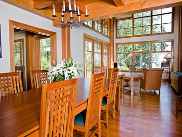 Point Williams Lodge - Luxury Oceanfront - Pool, Hot Tub