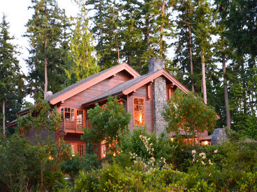 Point Williams Lodge - Luxury Oceanfront - Pool, Hot Tub