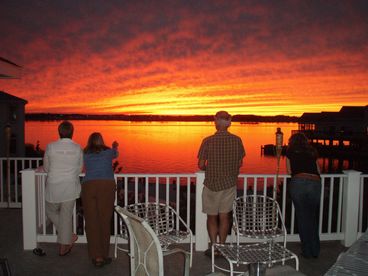 Enjoy spectacular sunsets while eating, having drinks, or just hanging out