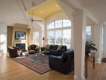 Spacious great room