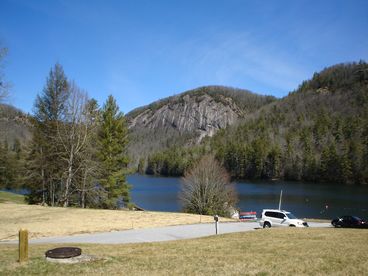 Cashiers-Sapphire Valley, N.C. Mountain Vacation 3 Bdr, Condo
