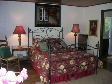 Queen Bedroom