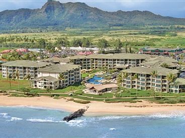 A new beachfront resort condo complex with the upscale design and fine materials of luxury hotels, providing the best vacation accommodations for families and friends traveling together. This first-class resort won the prestigious Parade of Homes Award of Excellence in 2006 and is rated #1 in Hawaii by the Expedia Insiders club.