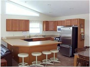 Gourmet kitchen