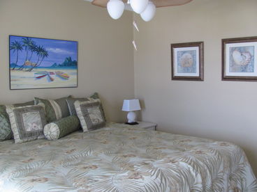 Beachside bedroom with super comfortable kingsize bed