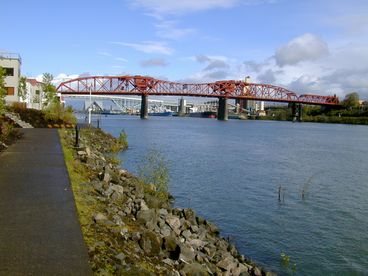 Wonderful 1BD Riverside Condo in Pearl District