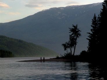 Shuswap Vacation Rental, Pet Friendly