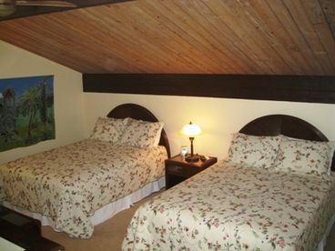 Loft bedroom:  2 Queen-size beds, 32\