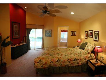 Overlooks lake, has exceptionally comfortable Tempurpedic matress.  Bath overlooks lake too!